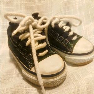 Baby Sears Winner sneakers